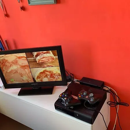 A 2 Minuti Dalle Piste Da Sci E Campo Da Golf. Appartamento Sestriere