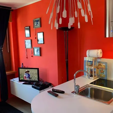 A 2 Minuti Dalle Piste Da Sci E Campo Da Golf. *