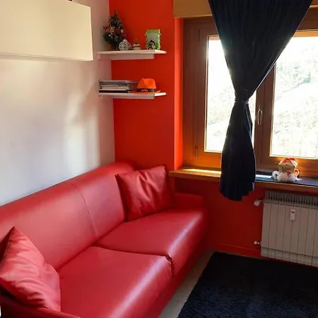 Apartment A 2 Minuti Dalle Piste Da Sci E Campo Da Golf.