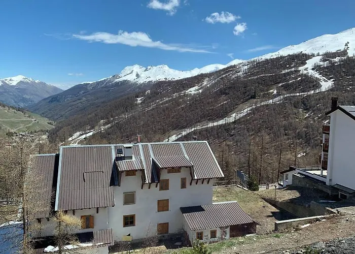 A 2 Minuti Dalle Piste Da Sci E Campo Da Golf. Apartment *